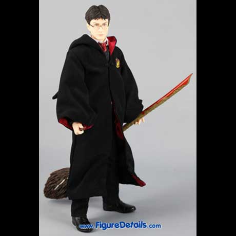 Harry Potter Action Figure with Gryffindor House Robe Review - Medicom Toy RAH 2